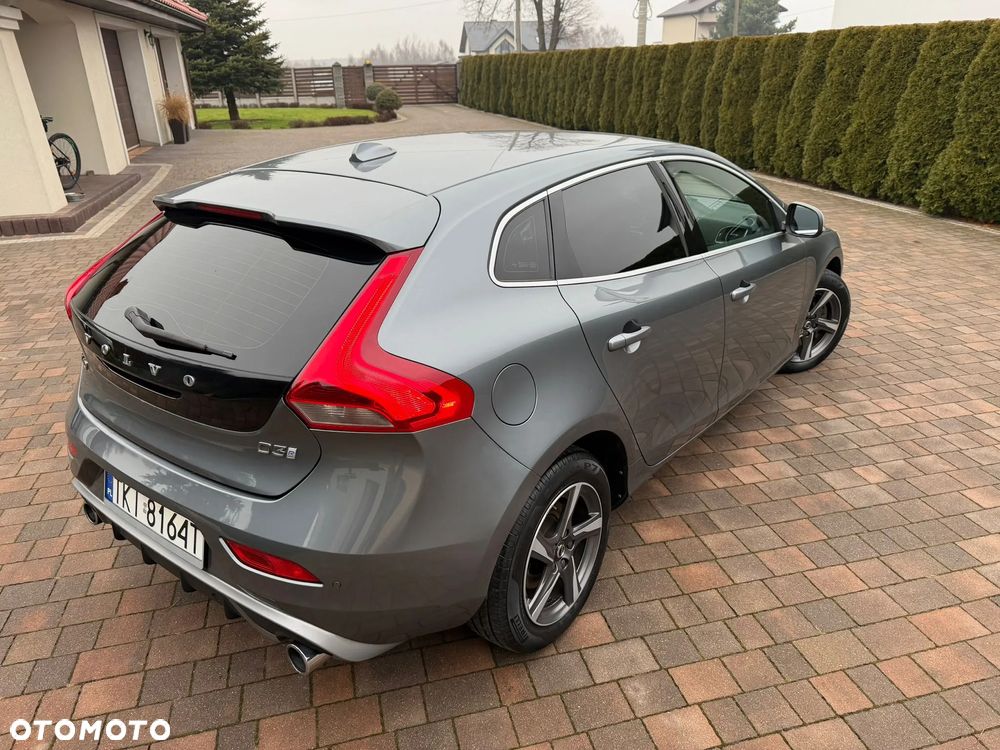 Volvo V40 D3 Momentum - 31