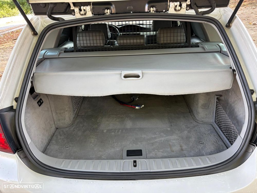 BMW 318 d - 19