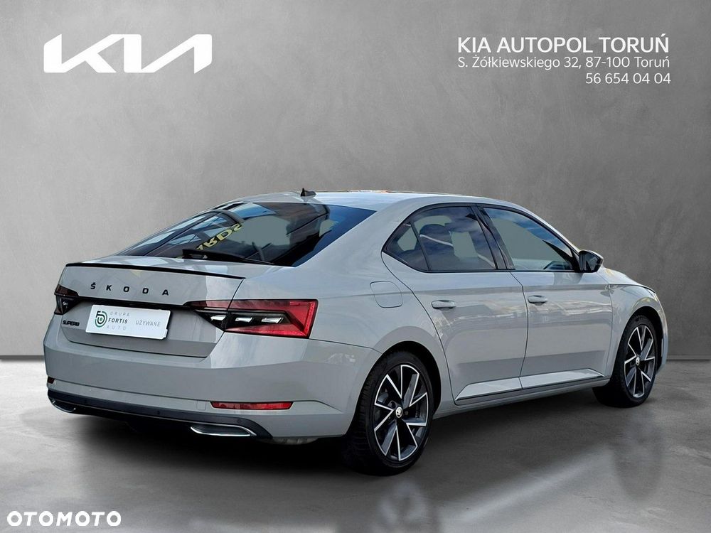 Skoda Superb 2.0 TSI Sportline DSG - 5