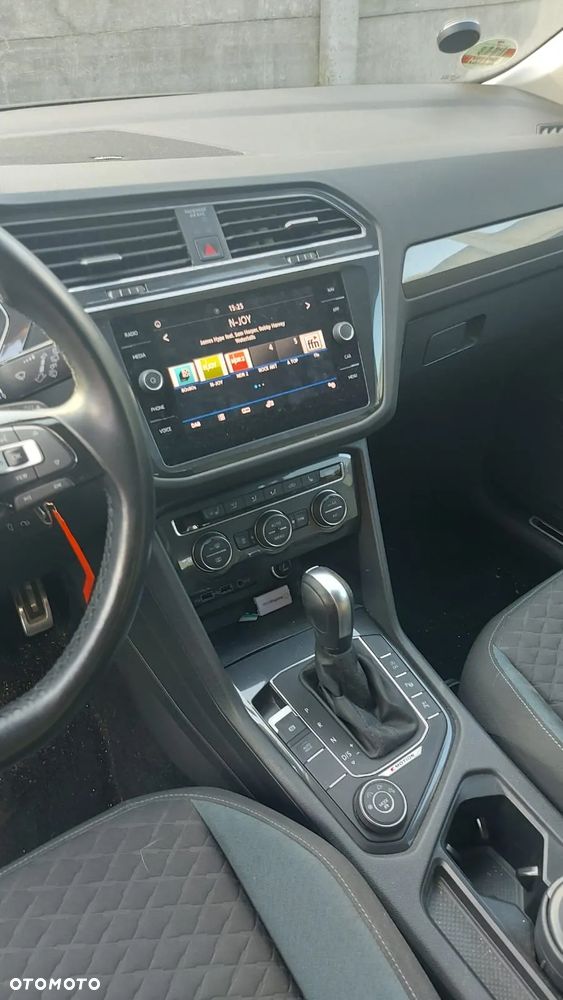 Volkswagen Tiguan 2.0 TDI SCR 4MOTION DSG Highline - 22