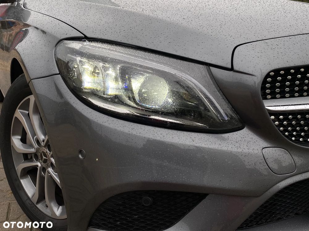 Mercedes-Benz Klasa C 300 d T 9G-TRONIC Avantgarde - 1