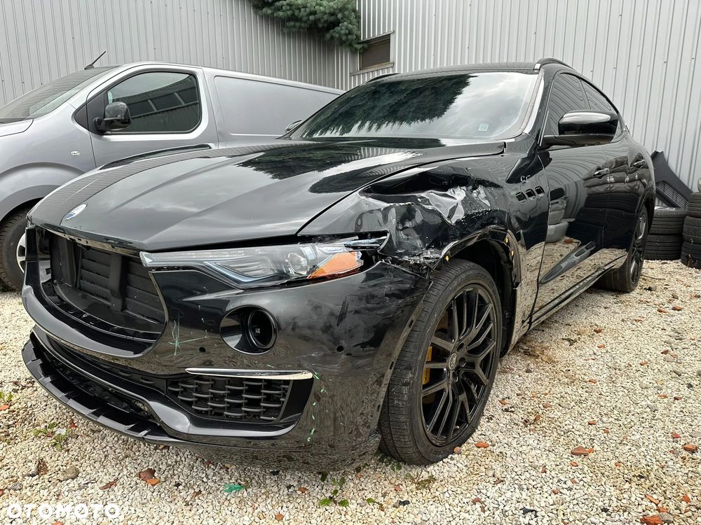 Maserati Levante - 23