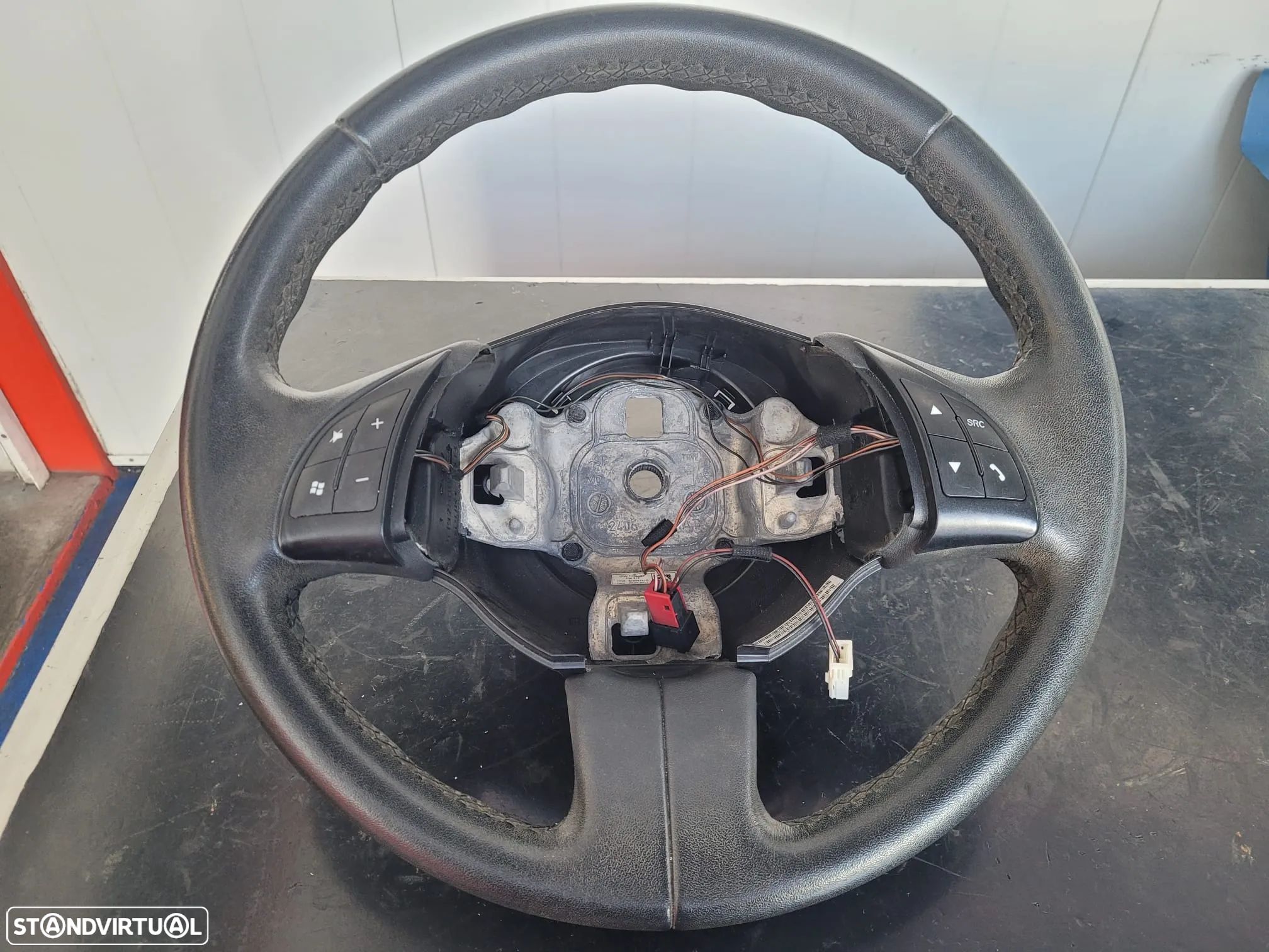Volante de Fiat 500 de 2011 - 1