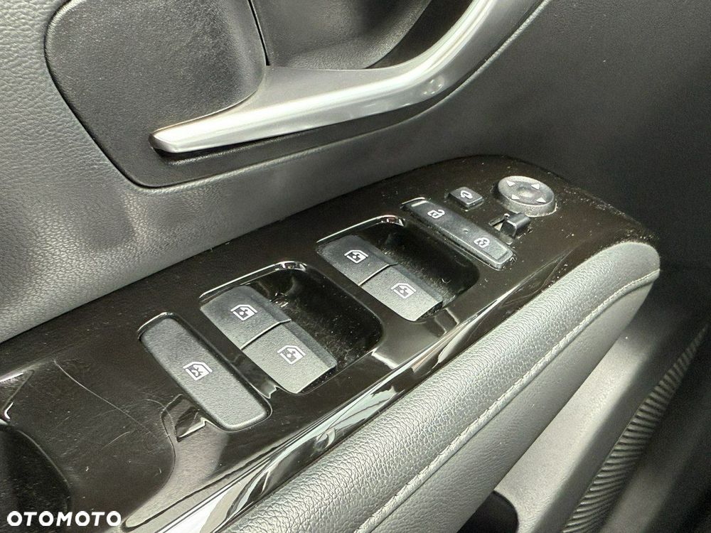 Hyundai Tucson 1.6 T-GDi HEV Executive 2WD - 13