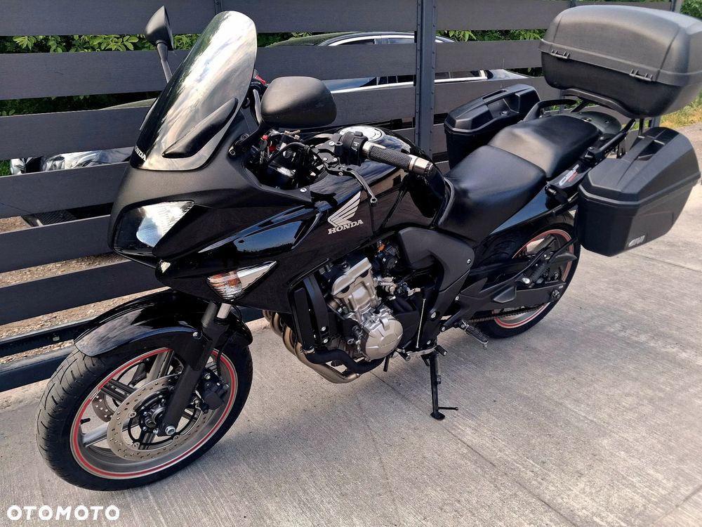 Honda CBF - 1
