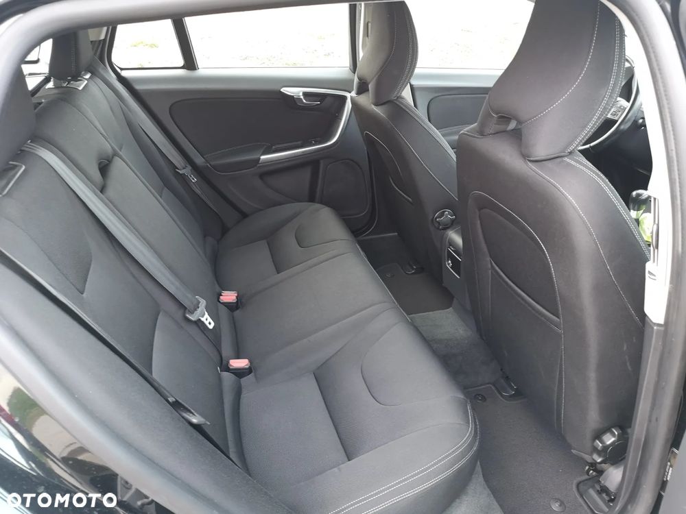 Volvo V60 T3 - 7