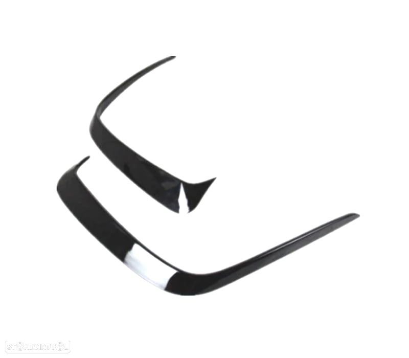 FRISOS TRASEIROS MERCEDES W176 AMG 12-18 LOOK AMG A45 PRETO BRILHANTE - 3