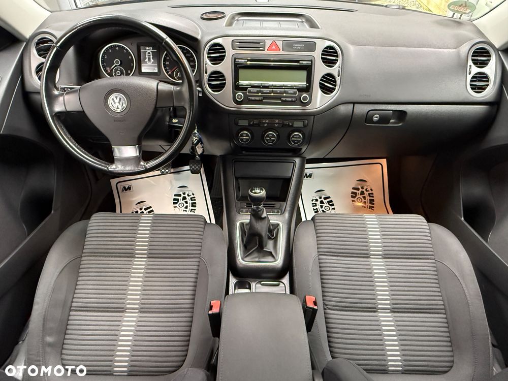 Volkswagen Tiguan - 15
