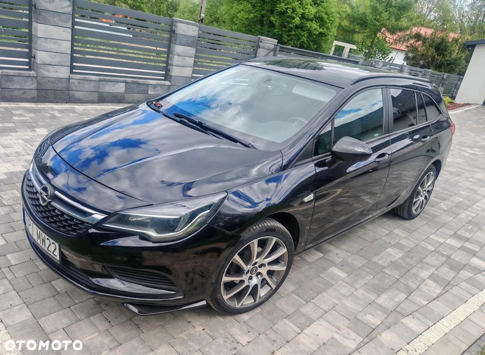 Opel Astra 1.6 CDTI Enjoy - 1