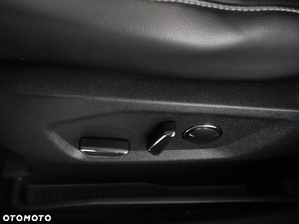 Ford S-Max 2.0 TDCi Titanium - 38