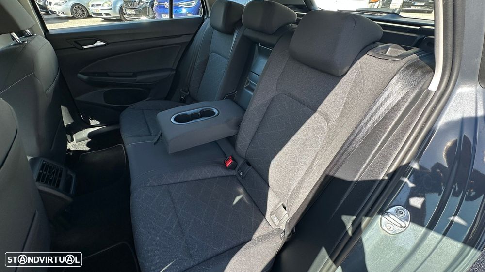 VW Golf Variant 1.0 eTSI Life DSG - 10