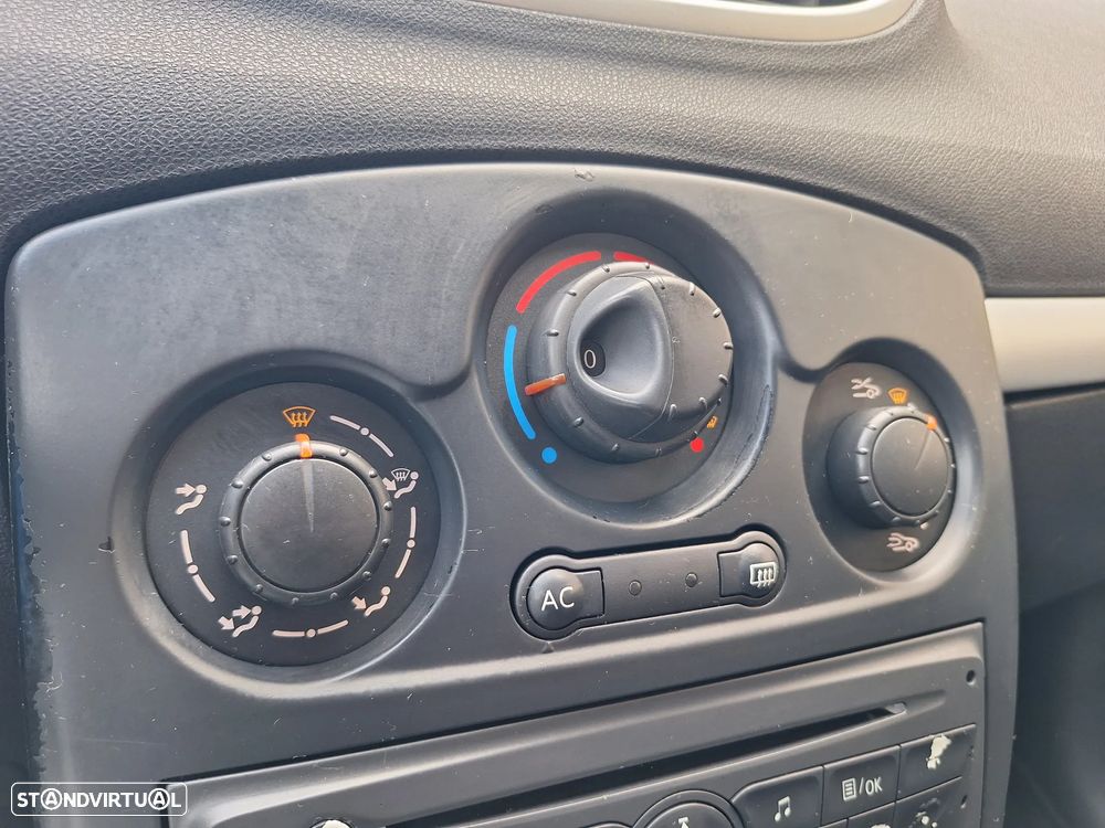 Renault Clio 1.5 dCi Dynamique 98g - 24