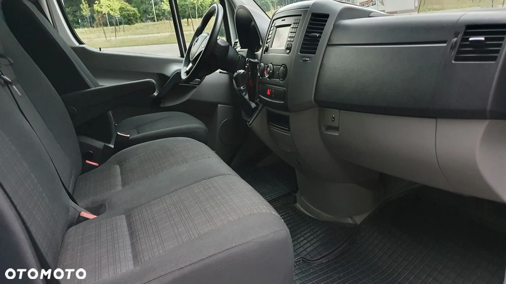 Mercedes-Benz SPRINTER - 20