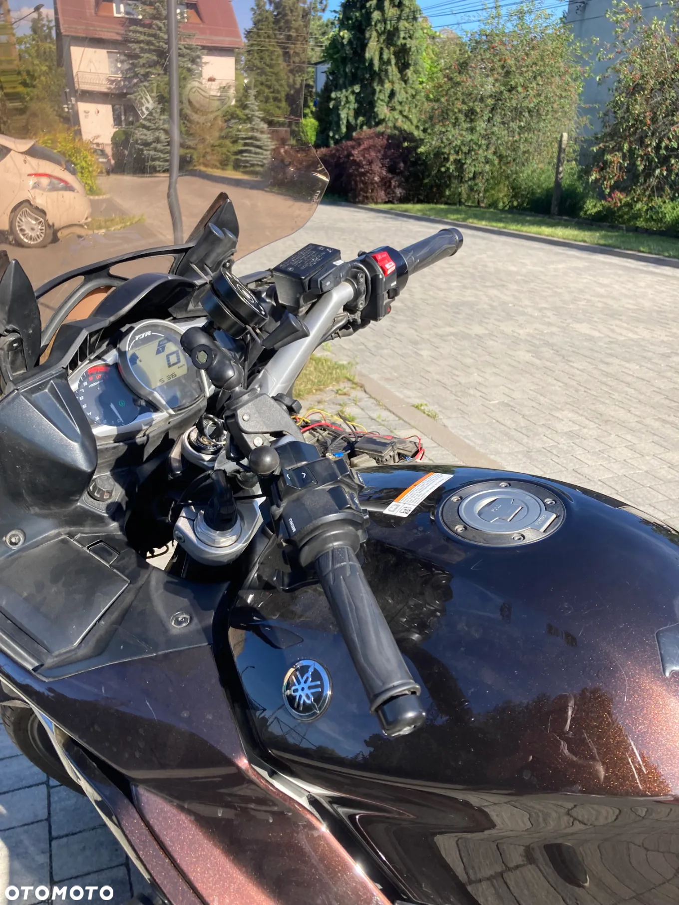 Yamaha FJR - 8