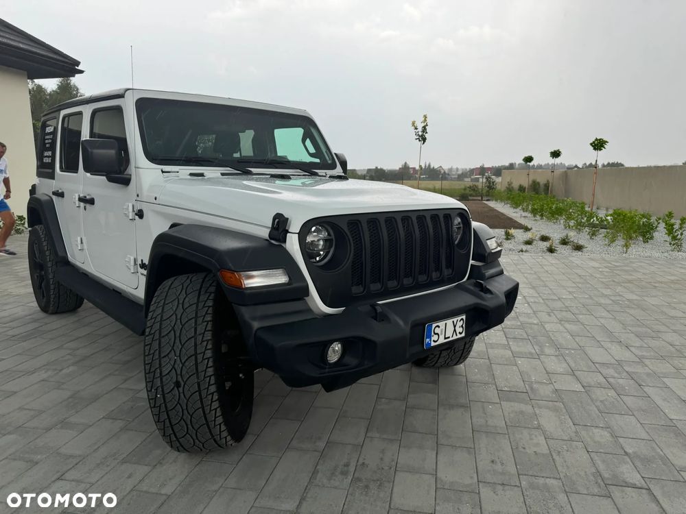Jeep Wrangler - 3