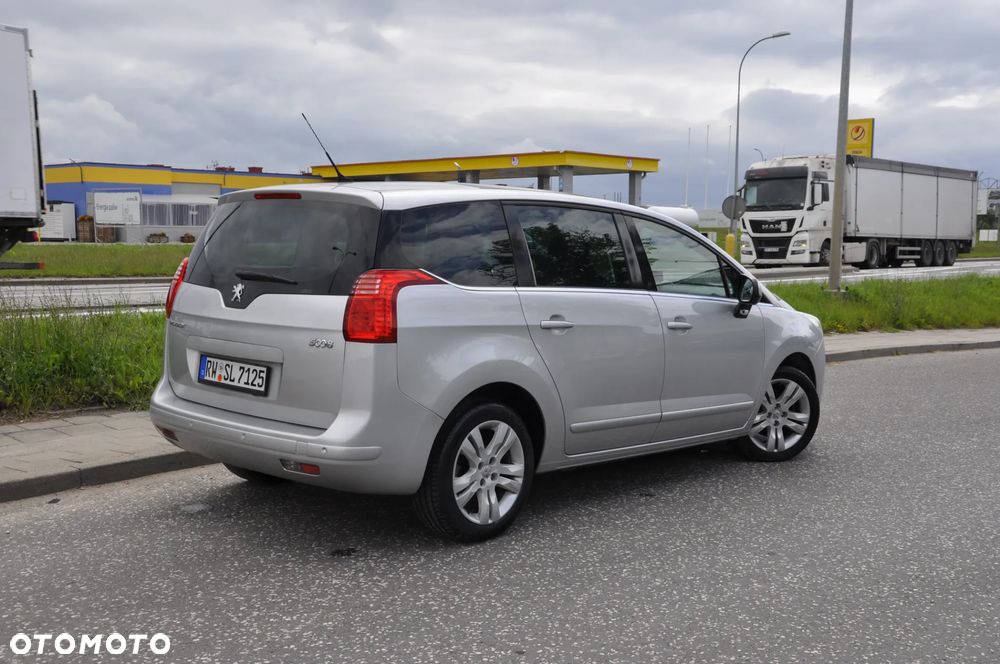 Peugeot 5008 155 THP Platinum - 21