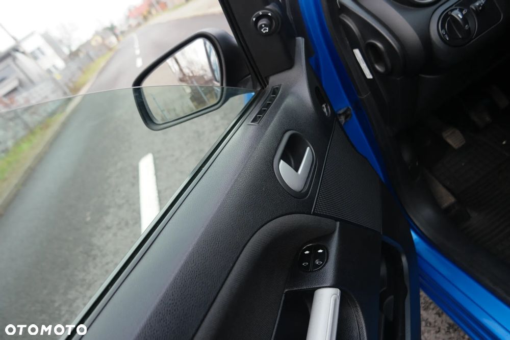 Ford Fiesta 1.4 Ambiente - 22