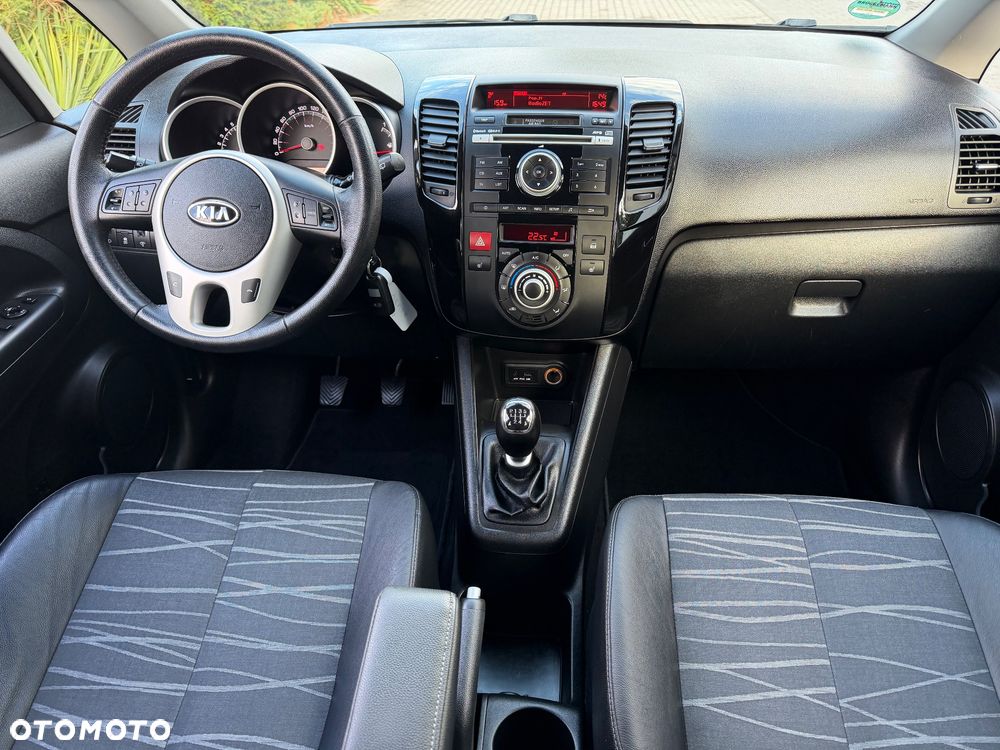 Kia Venga 1.6 CVVT ISG Spirit - 25