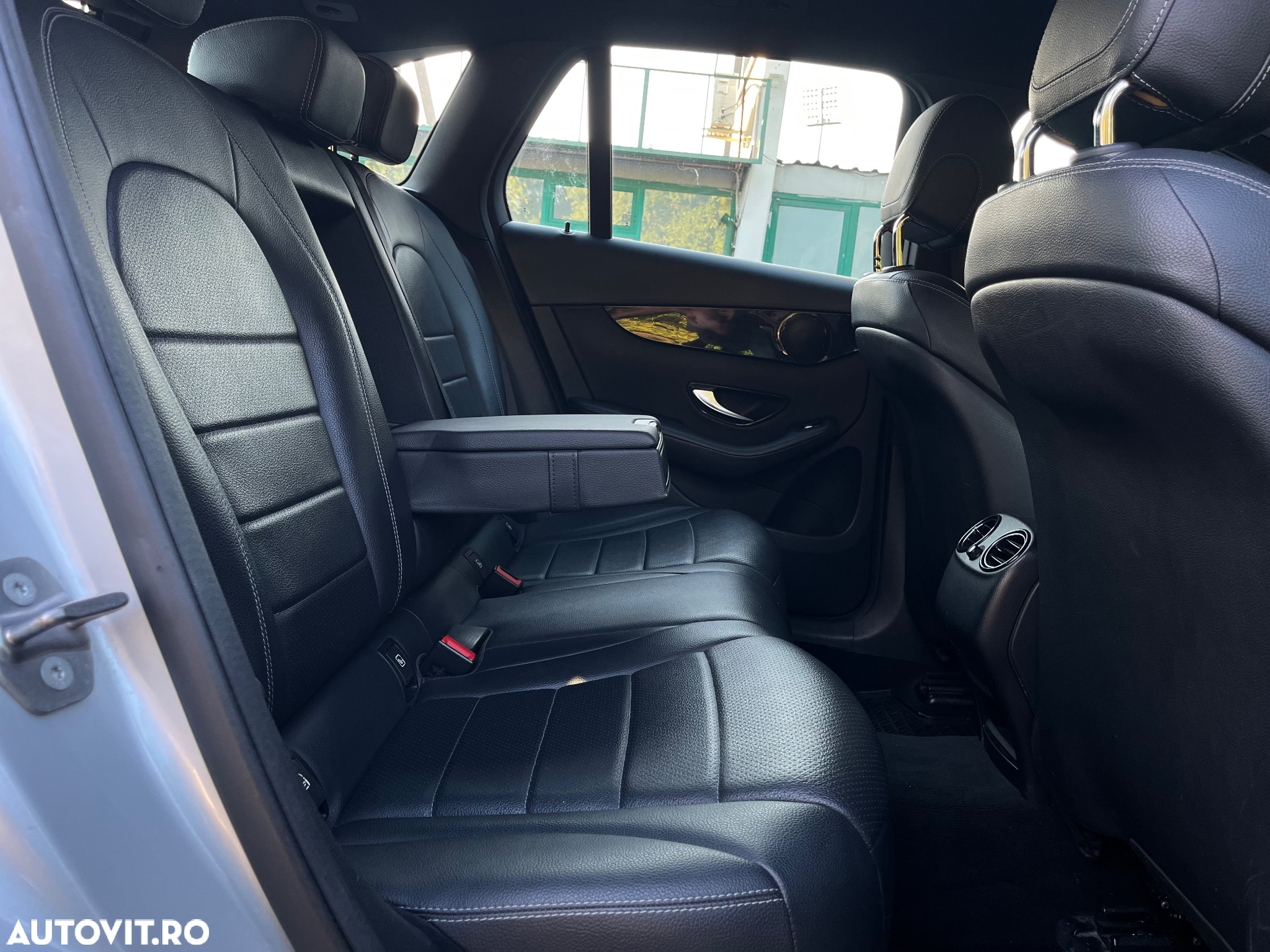 Mercedes-Benz GLC 220 d 4MATIC - 15