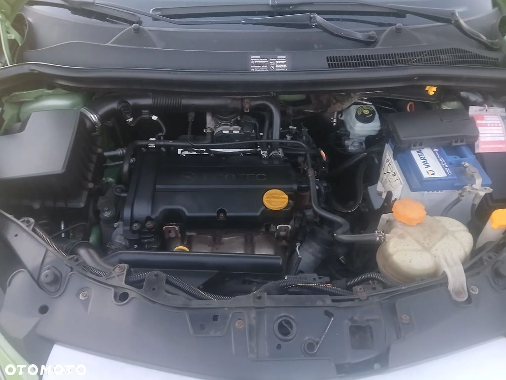 Opel Corsa 1.4 16V Innovation 110 Jahre - 33
