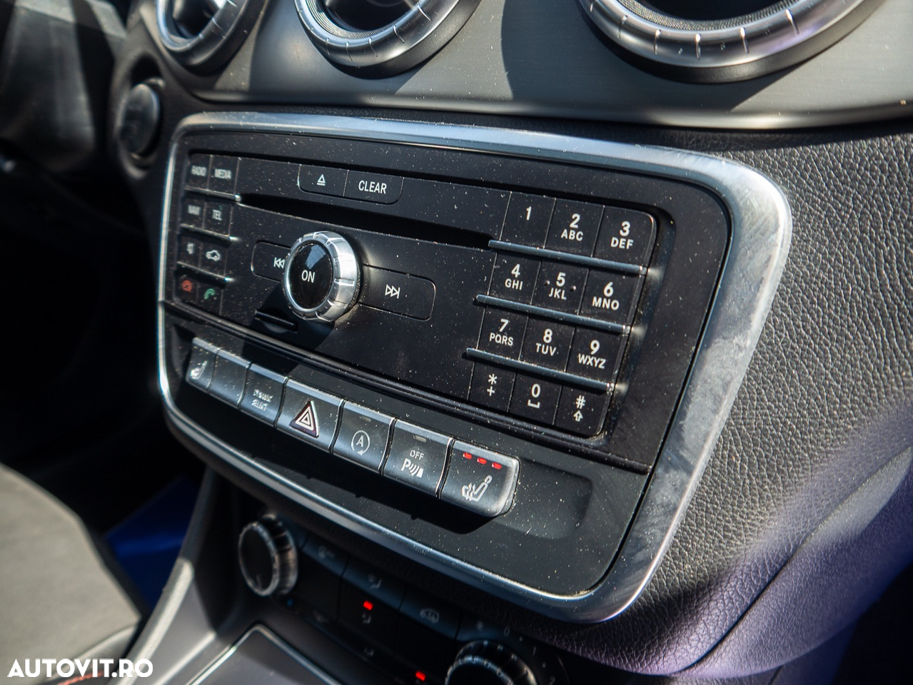 Mercedes-Benz CLA 180 7G-DCT AMG Line - 26