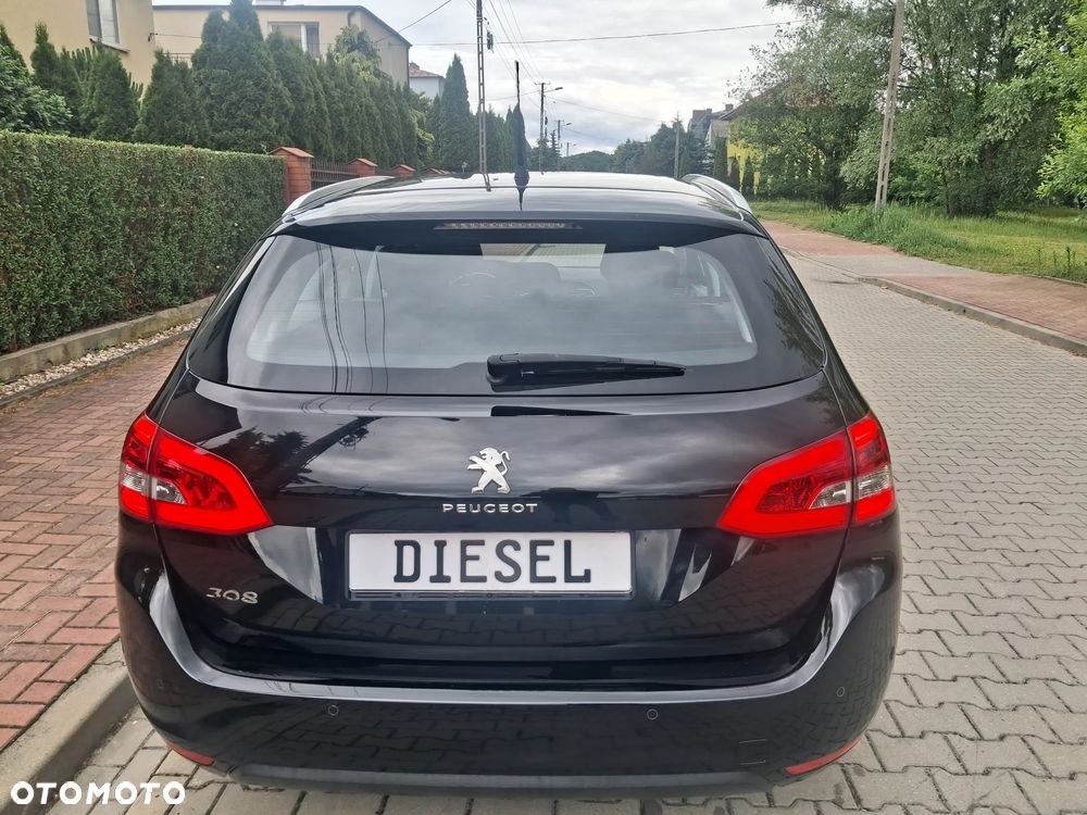 Peugeot 308 - 13
