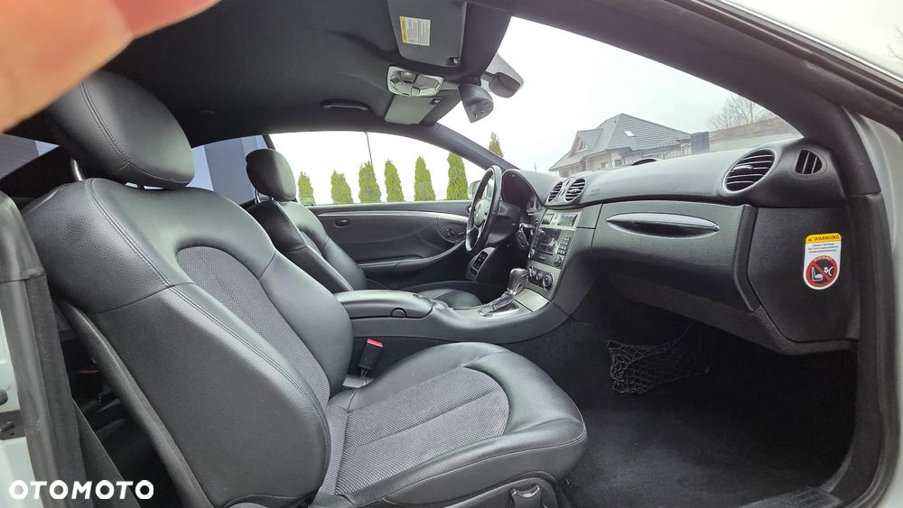 Mercedes-Benz CLK - 30