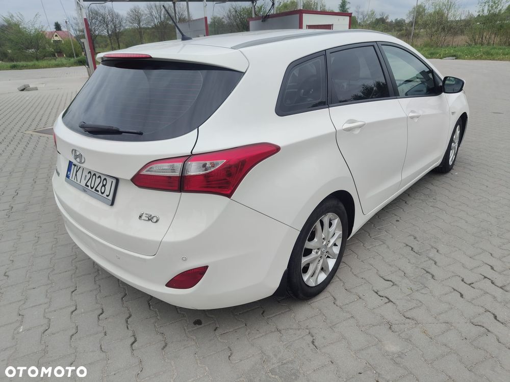Hyundai i30 1.4 Comfort - 8