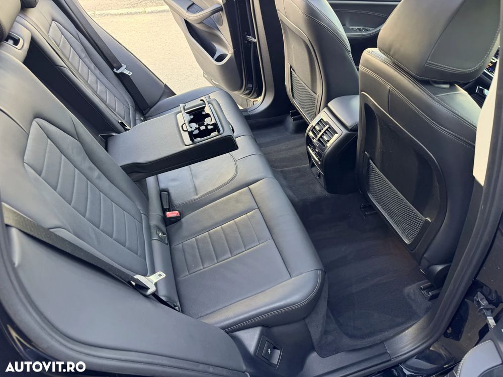BMW X3 xDrive20i AT xLine - 14