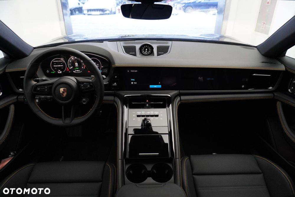 Porsche Panamera - 34