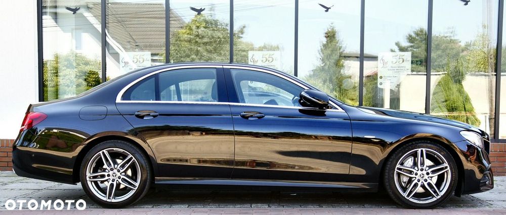 Mercedes-Benz Klasa E 220 d 9G-TRONIC AMG Line - 6