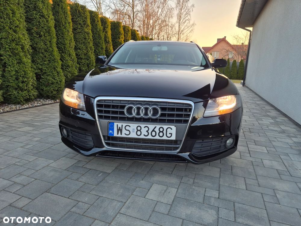 Audi A4 Avant - 4