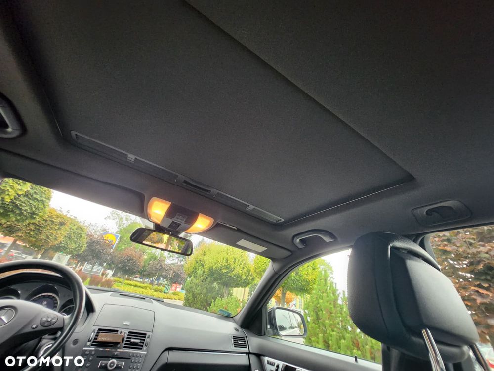 Mercedes-Benz Klasa C 320 CDI DPF 4Matic 7G-TRONIC Avantgarde - 20