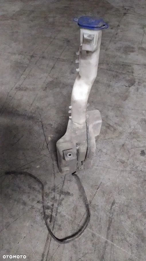 Zbiorniczek spryskiwaczy Transit mk7 - 1