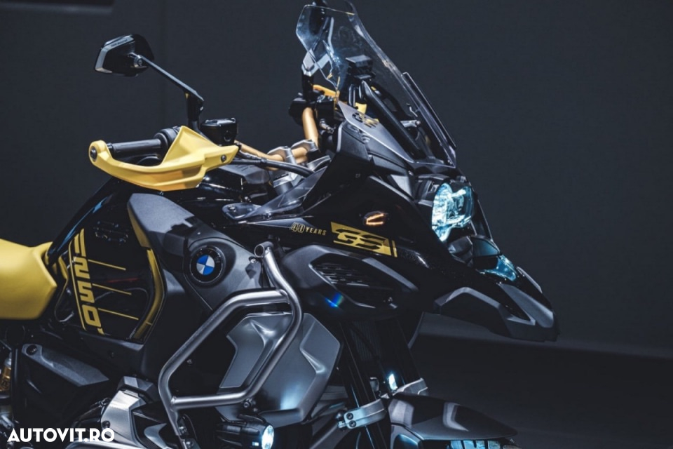 BMW R 1250GS 40 Years Edition - 12