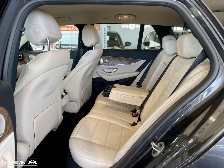 Mercedes-Benz E 300 de Exclusive Line - 35