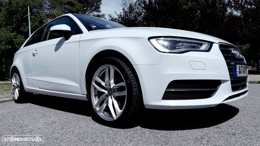 Audi A3 1.6 TDI (clean diesel) S tronic Attraction - 1