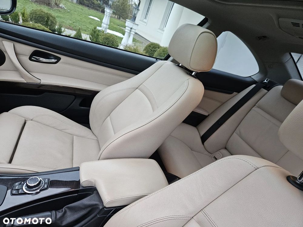 BMW Seria 3 335i xDrive - 8