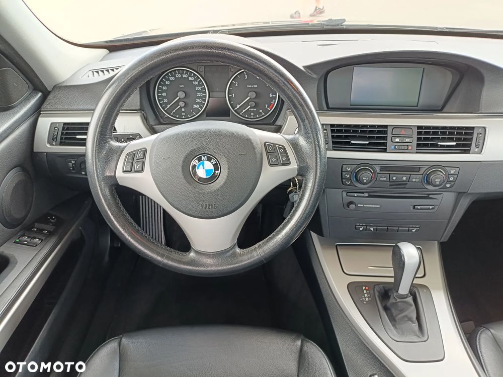 BMW Seria 3 - 10
