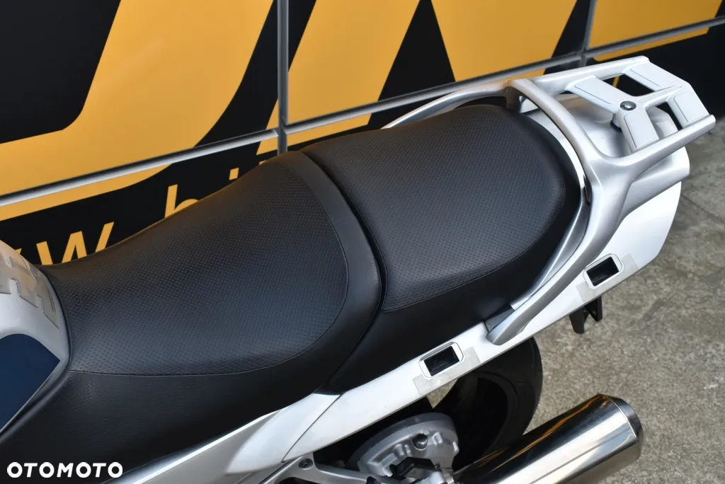 Yamaha FJR - 12