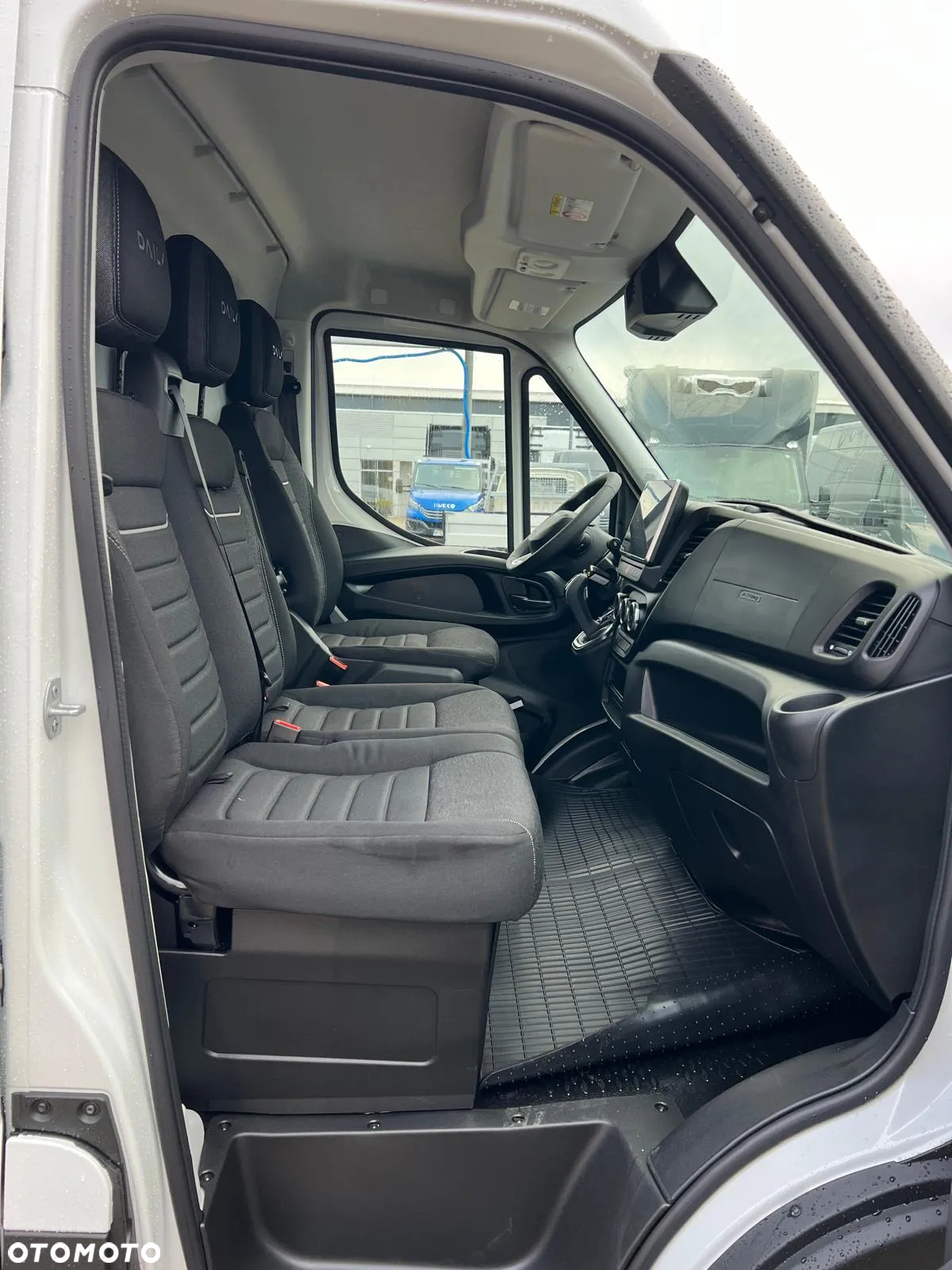 Iveco OKAZJA CENOWA - 18m3 OD RĘKI !!! - 17