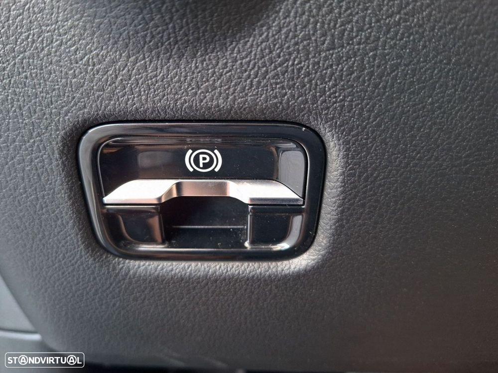 Mercedes-Benz C 300 de Avantgarde - 21