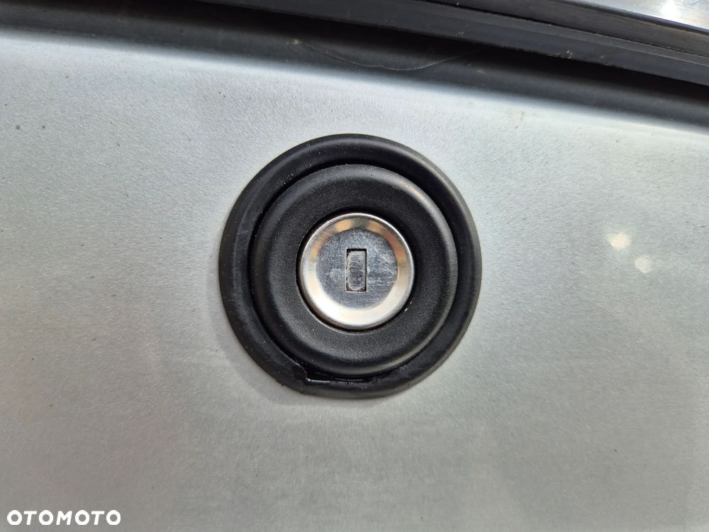 Mercedes-Benz CLK - 18