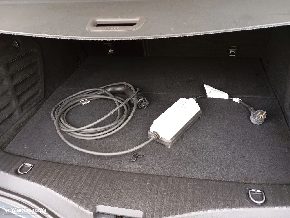 Renault Mégane Sport Tourer 1.6 E-Tech Plug-In Hybrid Techno - 15