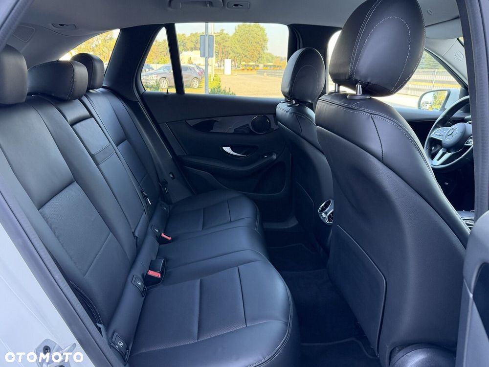 Mercedes-Benz GLC 200 d 4-Matic - 28