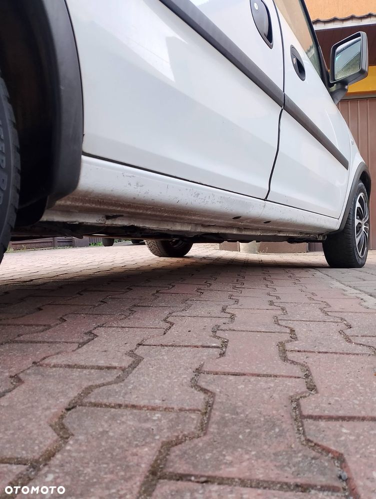 Opel Combo - 28