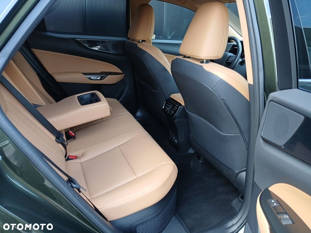 Lexus NX 350h Prestige 2WD - 26