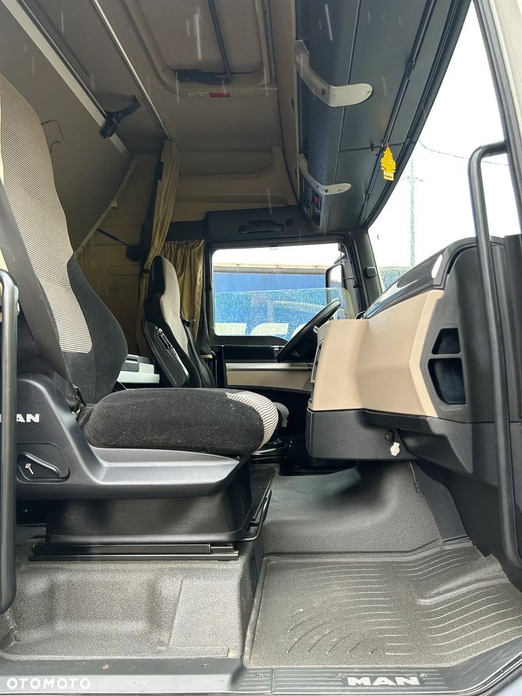 MAN TGX 18.460 KM RETARDER / HYDRAULIKA HYVA / TYLKO 650 TYS. KM PRZEBIEGU / OPONY BUDOWLANE / LODÓWKA / PRODUKCJA 2018 ROK !! - 37