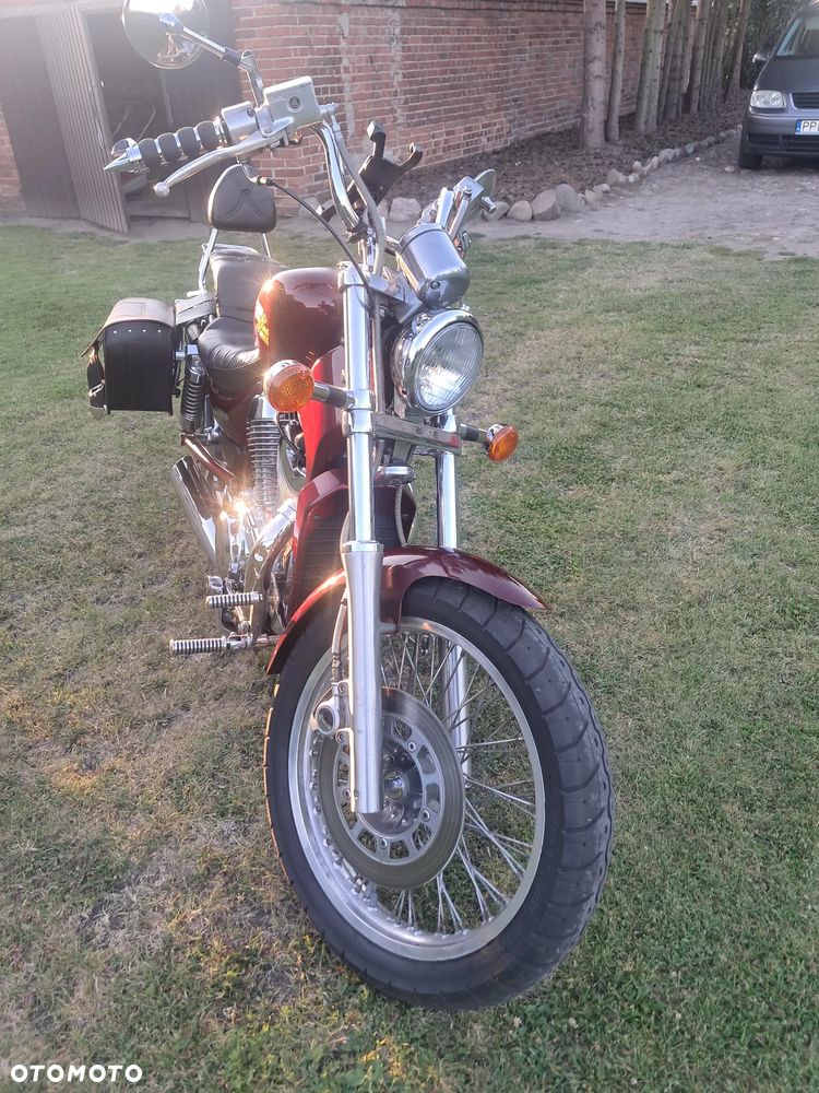 Suzuki Intruder - 6