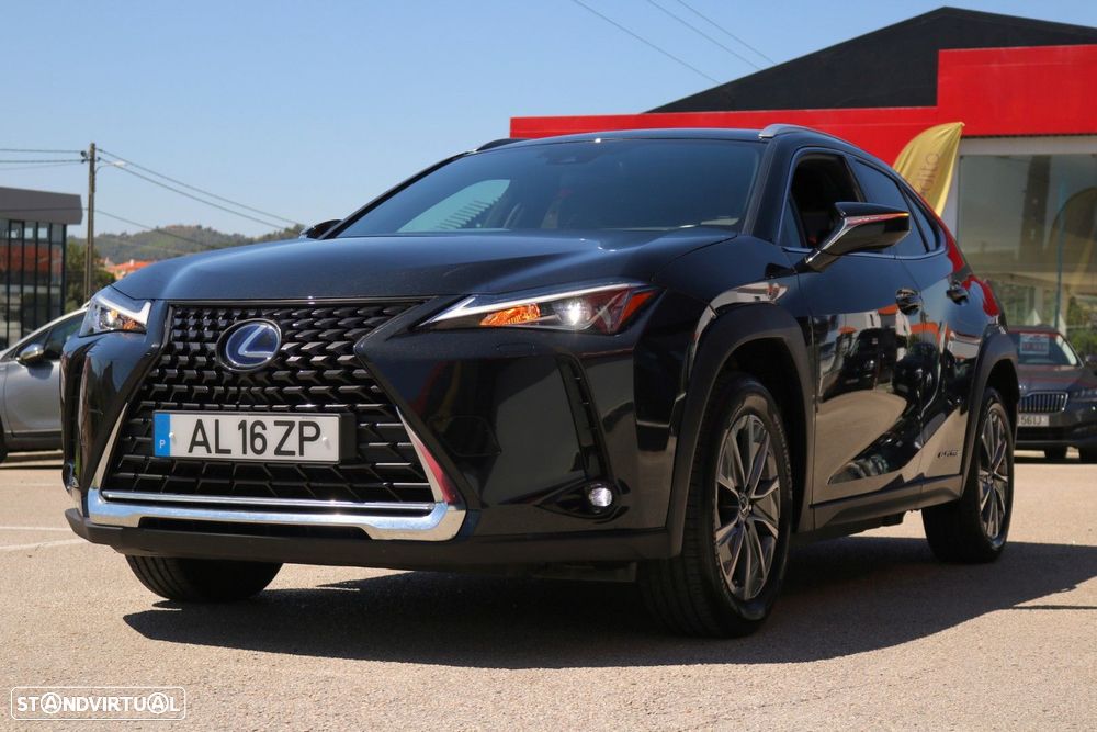 Lexus UX 300e Premium - 12